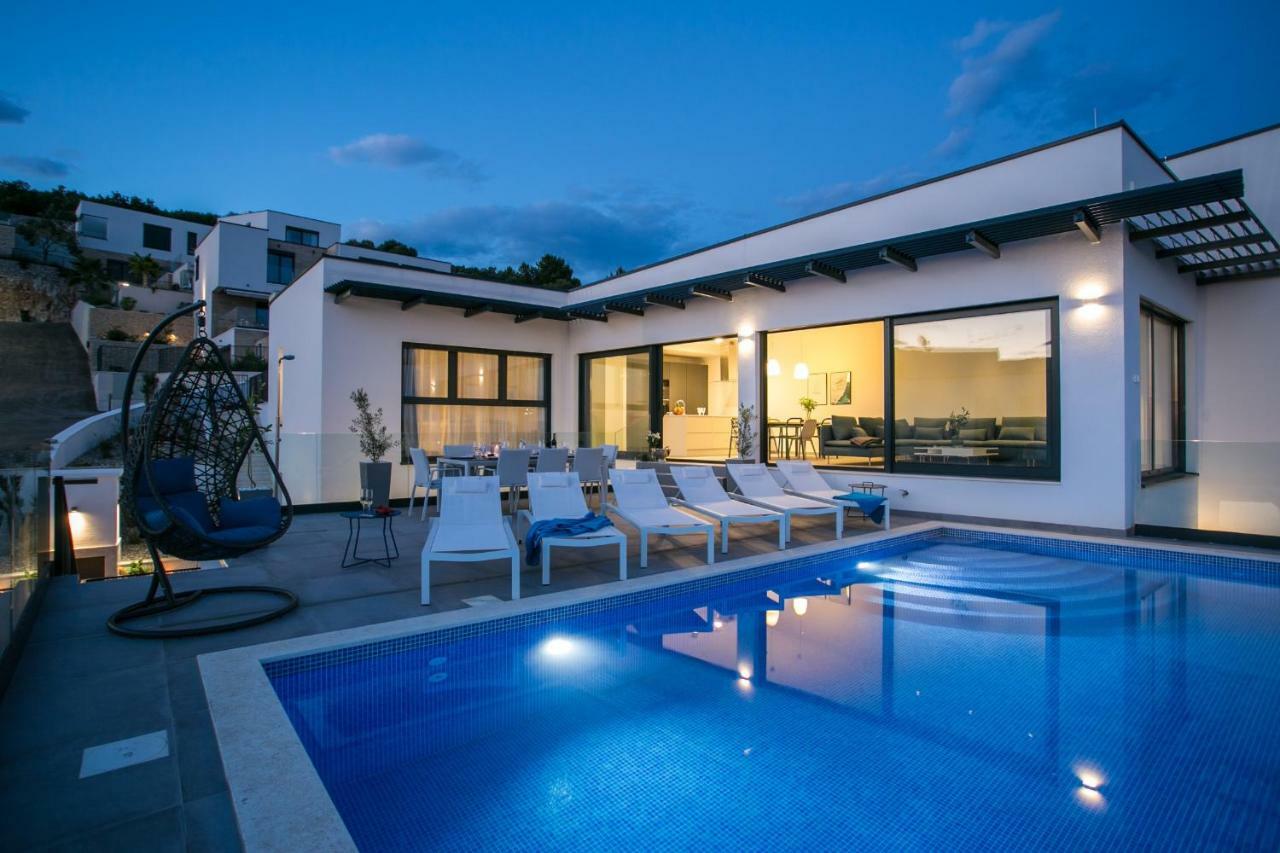 Holiday Home Olive Exclusive - 8 People, Heated Pool, Okrug Gornji, Sea View Trogir Luaran gambar