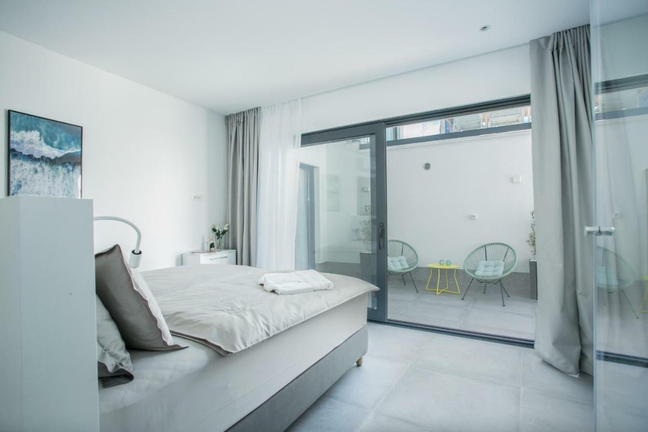 Holiday Home Olive Exclusive - 8 People, Heated Pool, Okrug Gornji, Sea View Trogir Luaran gambar