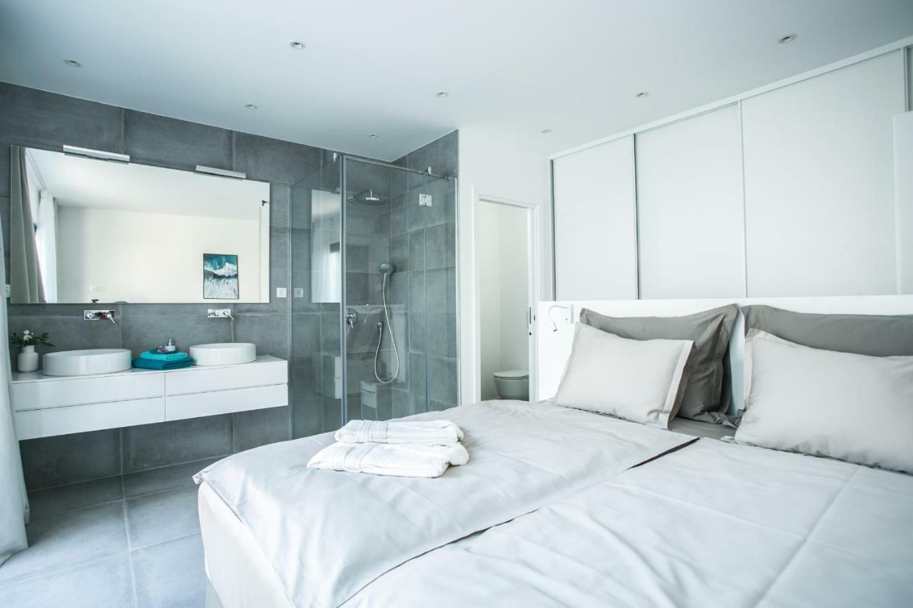 Holiday Home Olive Exclusive - 8 People, Heated Pool, Okrug Gornji, Sea View Trogir Luaran gambar