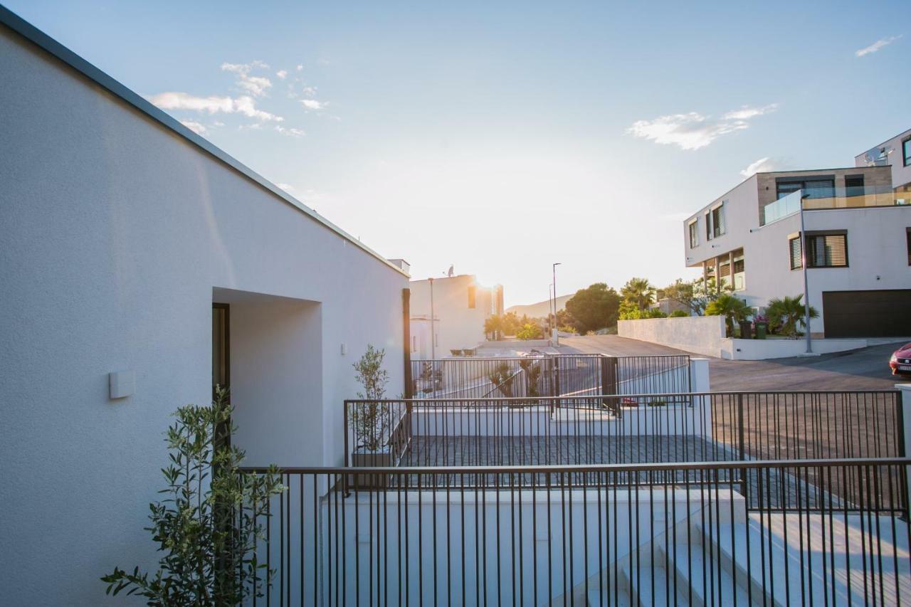 Holiday Home Olive Exclusive - 8 People, Heated Pool, Okrug Gornji, Sea View Trogir Luaran gambar