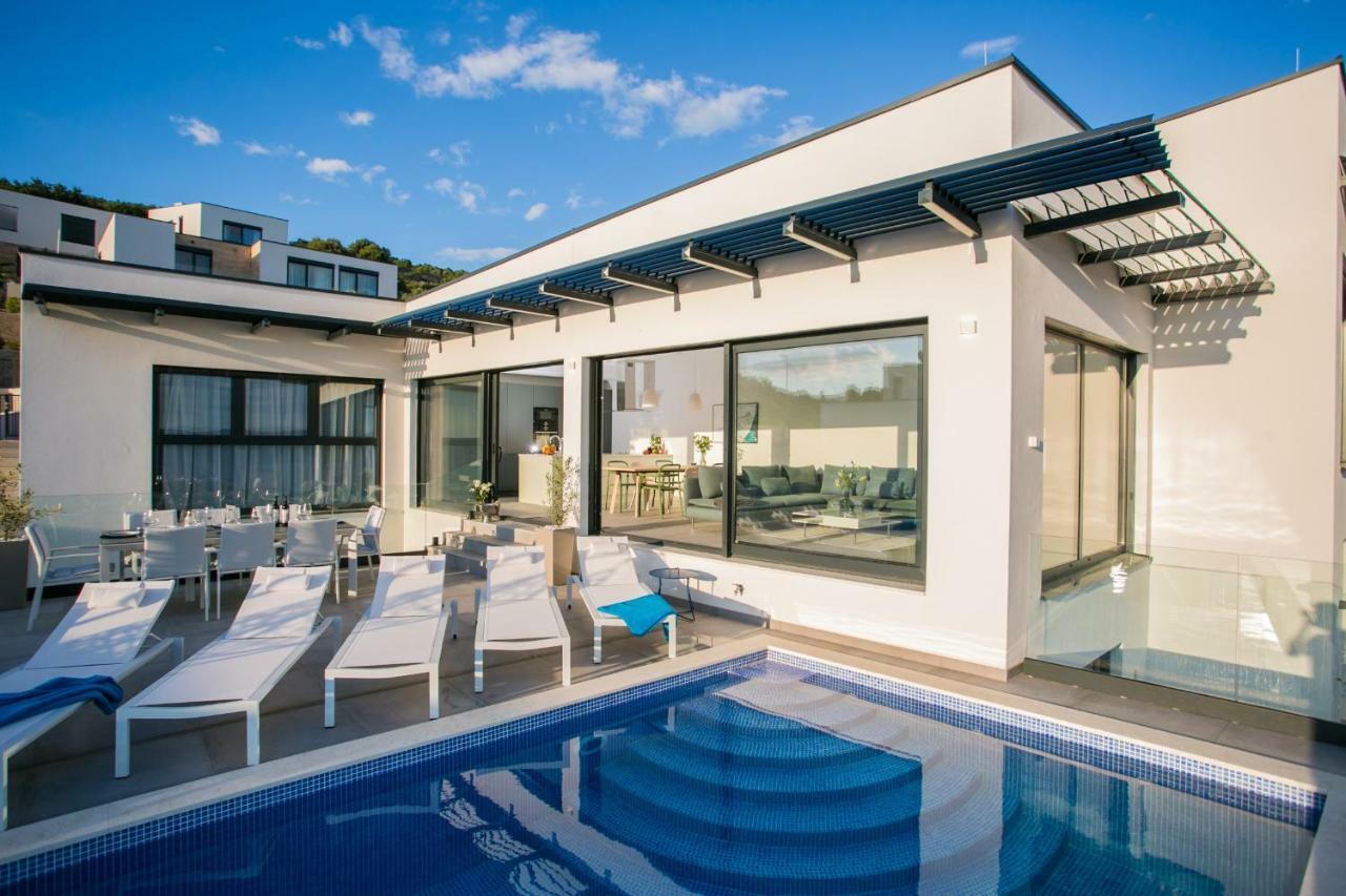 Holiday Home Olive Exclusive - 8 People, Heated Pool, Okrug Gornji, Sea View Trogir Luaran gambar